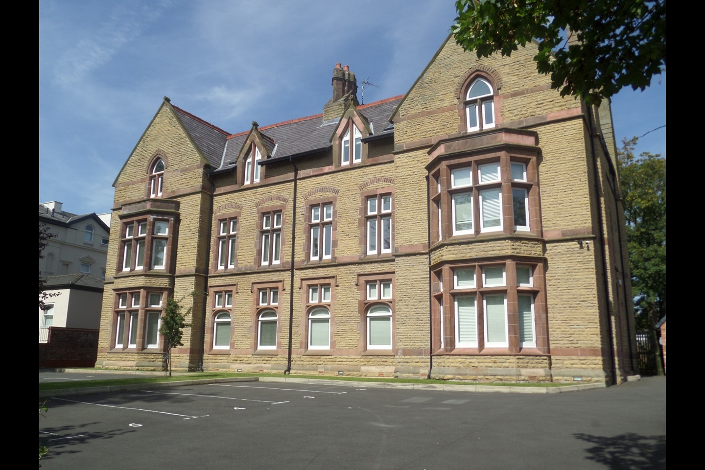 Liverpool 1 Bed Flat, Grove Park, L8 To Rent Now for £720.00 p/m
