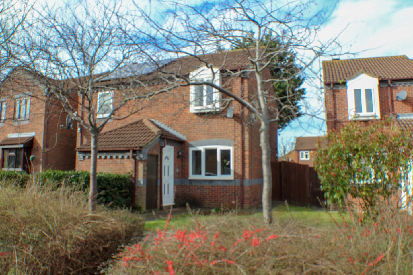 Milton Keynes 2 Bed SemiDetached House, Corn Hill, MK8 To Rent Now