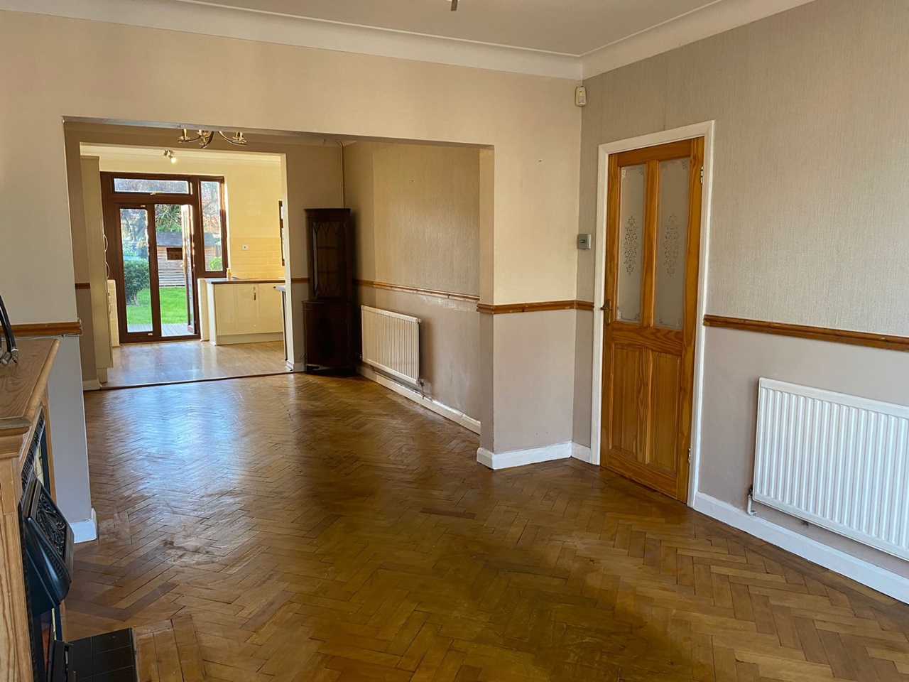 Chadwell Heath 4 Bed Terraced House, Havering Gardens, RM6 To Rent
