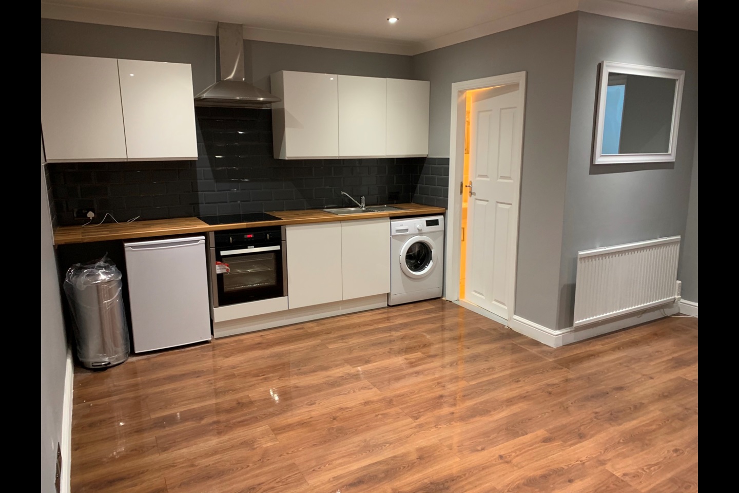 Slough Studio Flat, Slough, SL3 To Rent Now for £1,200.00 p/m