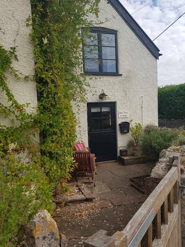 Langford, Bristol 2 Bed SemiDetached House, Langford Road, BS40 To