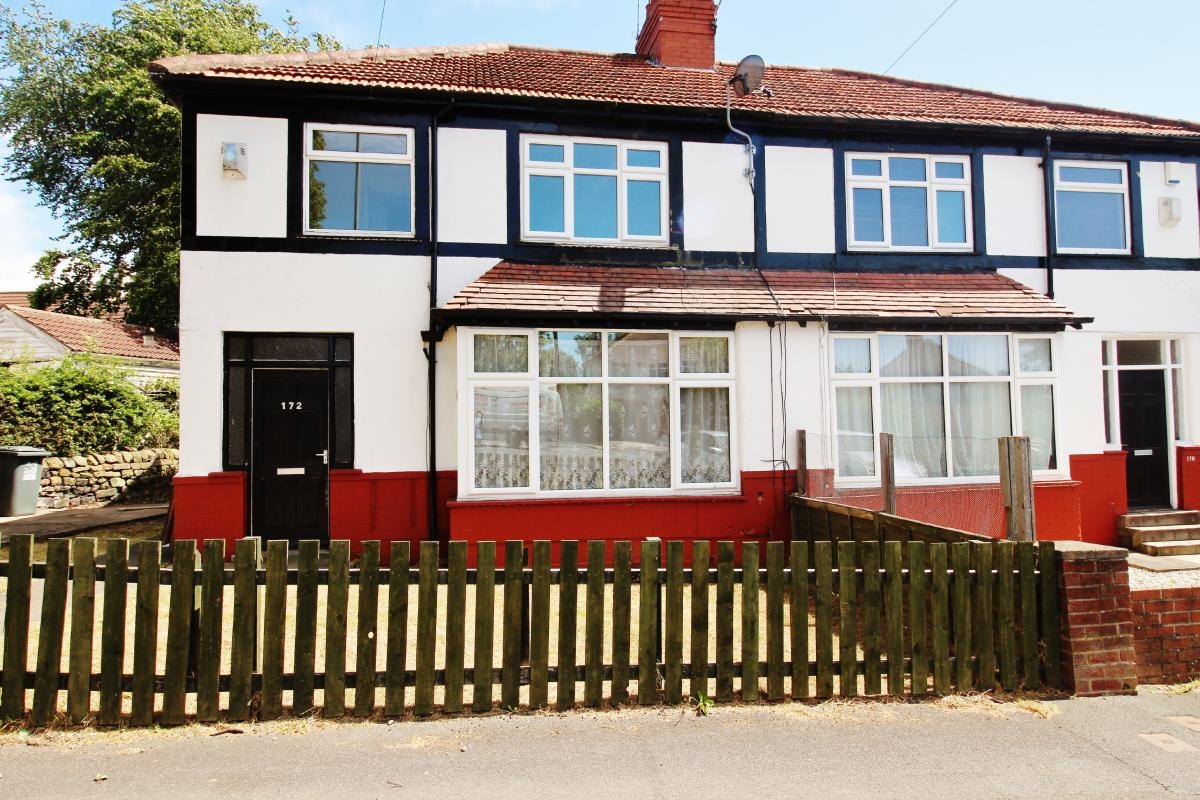 Leeds 3 Bed SemiDetached House, King Lane, LS17 To Rent Now for £