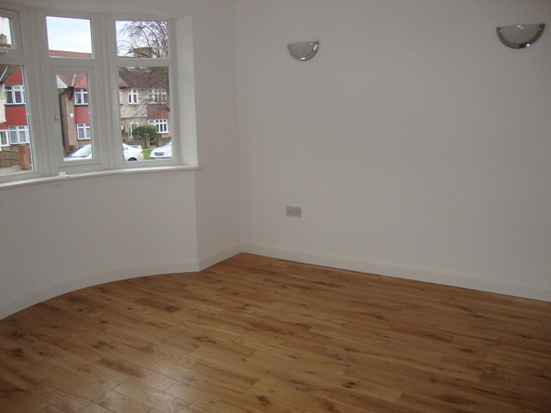 Morden 5 Bed Terraced House, Churston Drive, SM4 To Rent Now for £