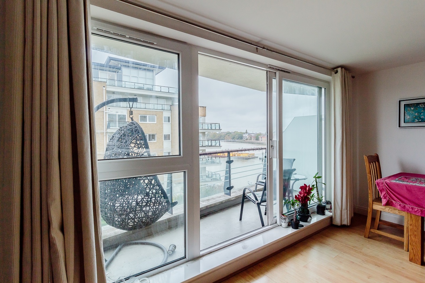 London 2 Bed Flat, Bluewater House, SW18 To Rent Now for £2,300.00 p/m