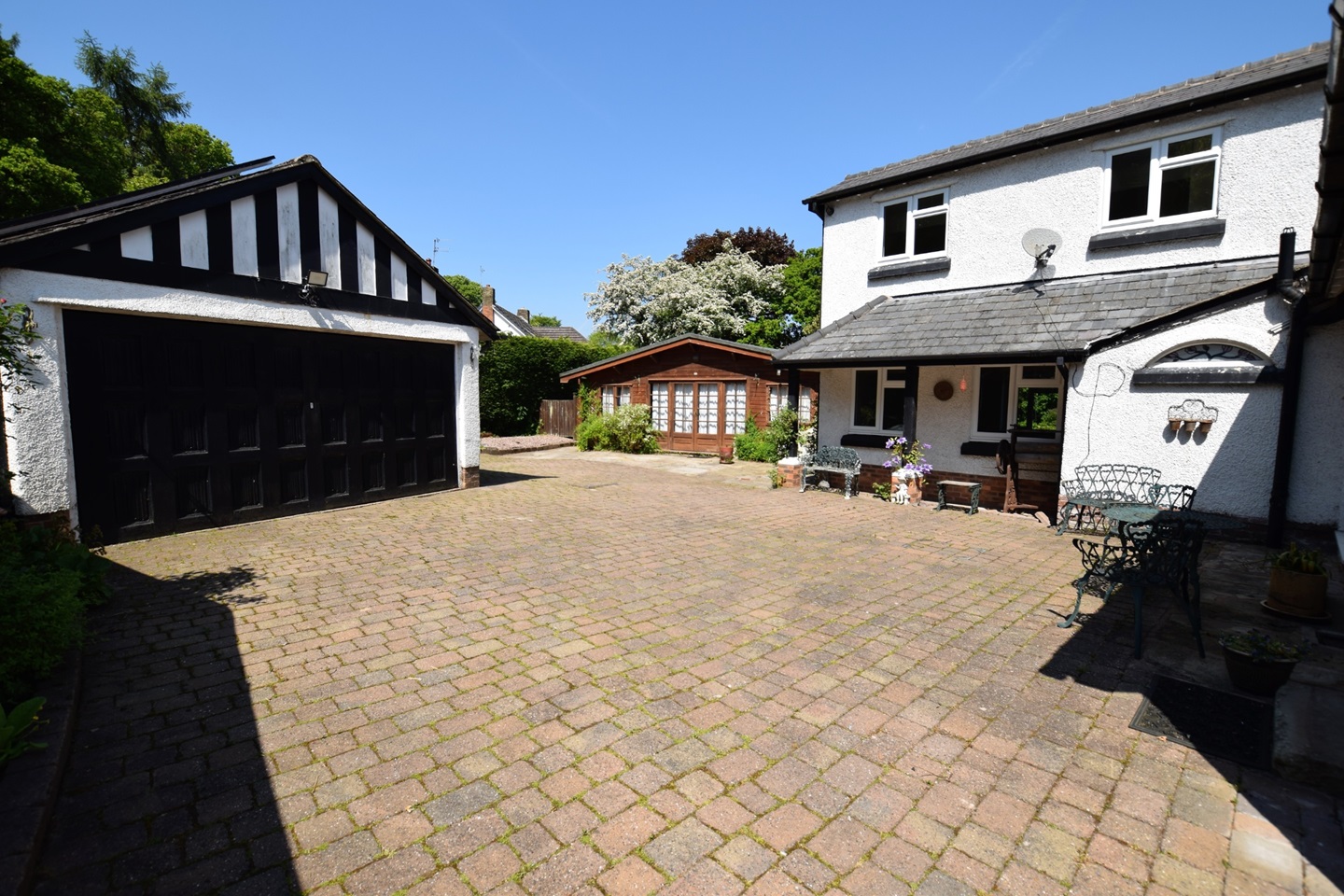 Raby Mere, Wirral 4 Bed Detached House, Raby Drive, CH63 To Rent