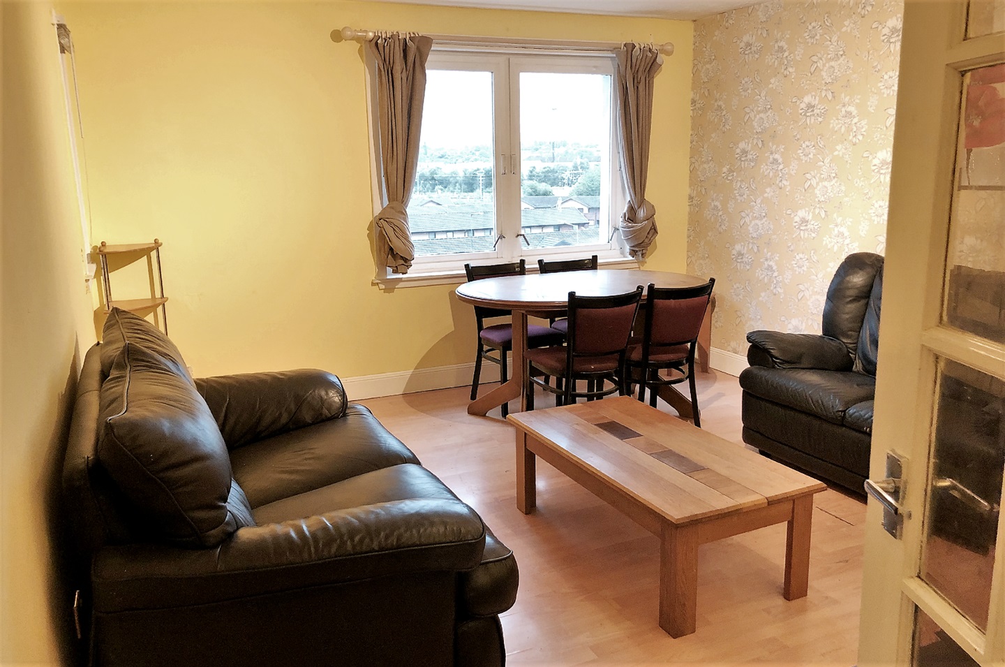 Glasgow 3 Bed Flat, Carron Street, G22 To Rent Now for £1,250.00 p/m