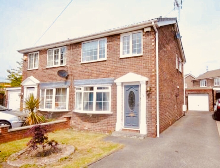 Kippax, Leeds 3 Bed SemiDetached House, Leeds Road, LS25 To Rent