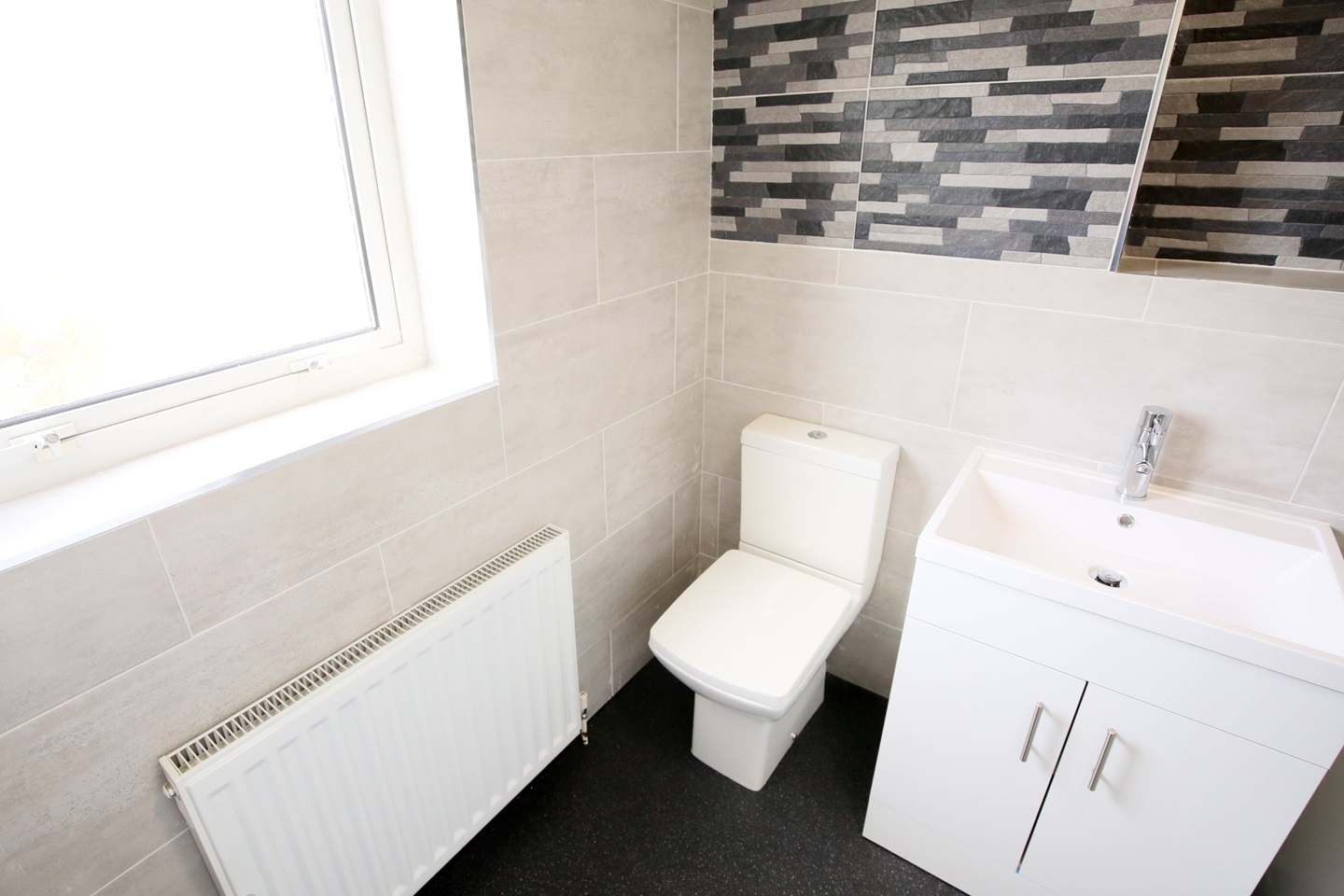 Castleford 3 Bed SemiDetached House, Redhill Avenue, WF10 To Rent