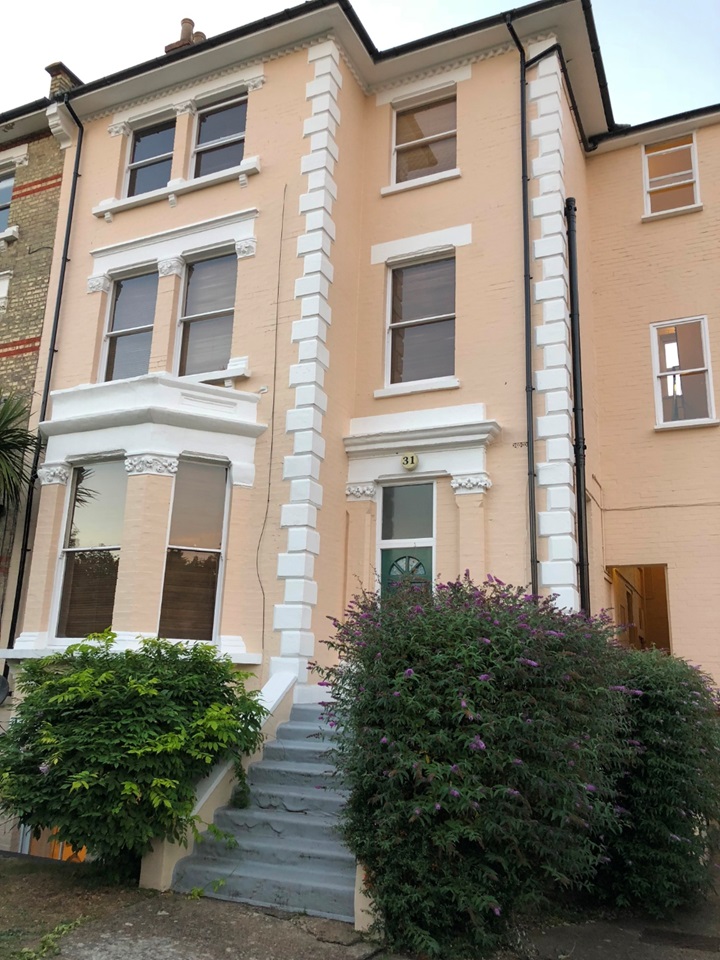 Surbiton 1 Bed Flat, Surbiton Hill Park, KT5 To Rent Now for £999.00 p/m