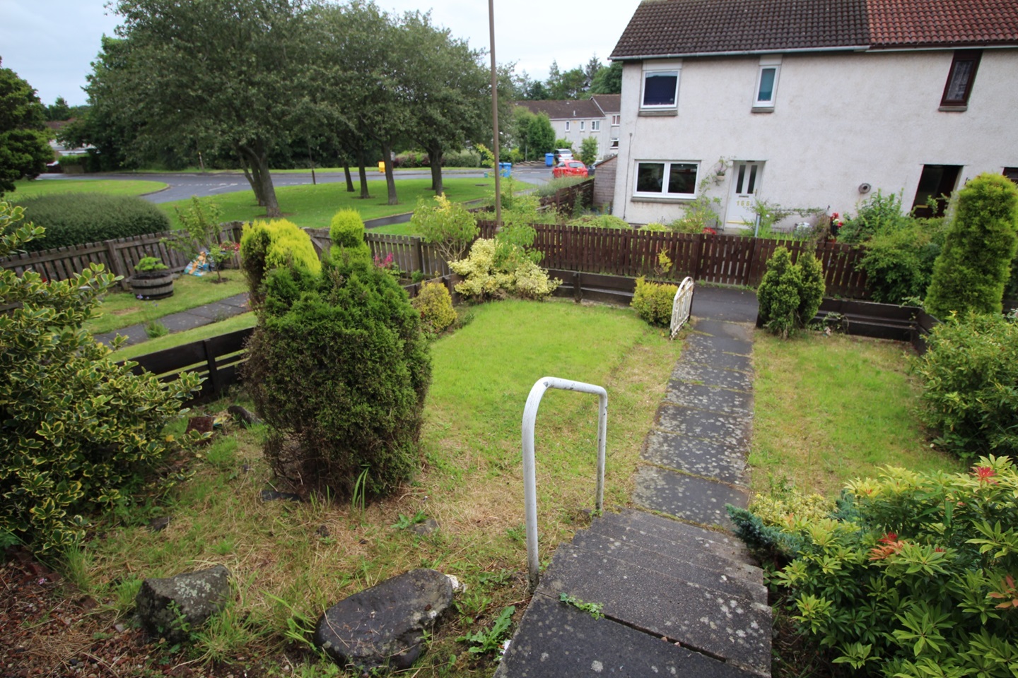 Livingston 2 Bed Terraced House, Camps Rigg, EH54 To Rent Now for £