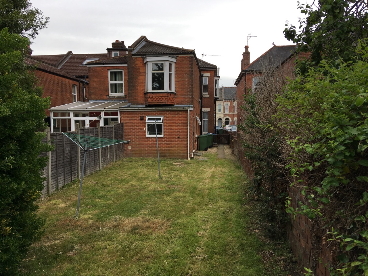 Southampton Studio Flat, Atherley Road, SO15 To Rent Now for £575.