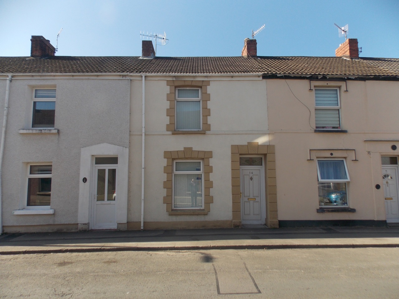 Llanelli 3 Bed Terraced House, Dillwyn Street, SA15 To Rent Now for