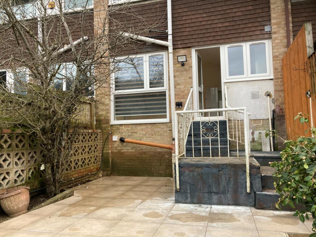 Southampton 3 Bed Terraced House, Alpine Close, SO18 To Rent Now