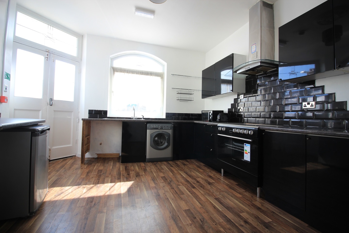 Dover Studio Flat, Winchelsea Street, CT17 To Rent Now for £625.00 p/m