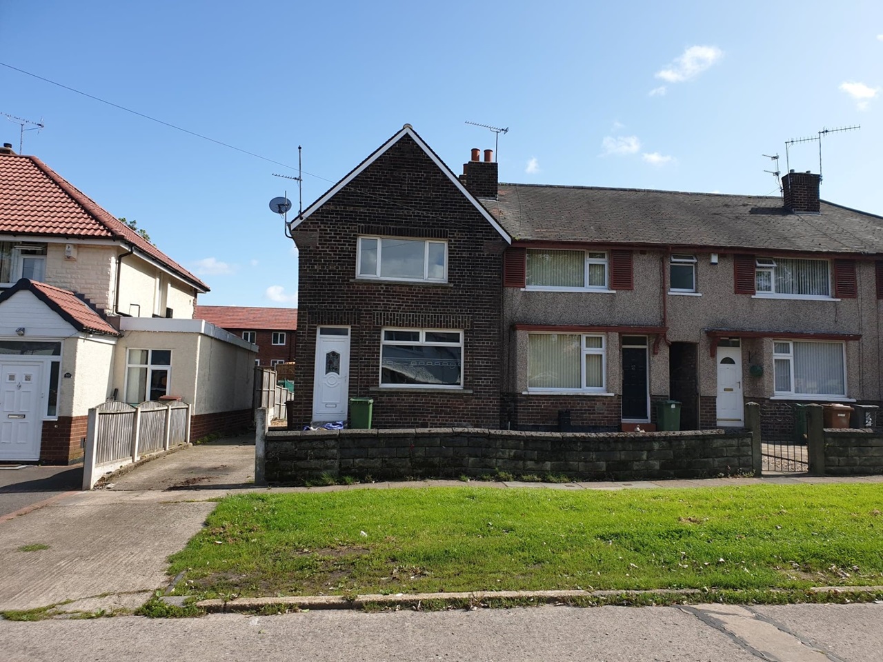 Wirral 3 Bed SemiDetached House, Shore Drive, CH62 To Rent Now for