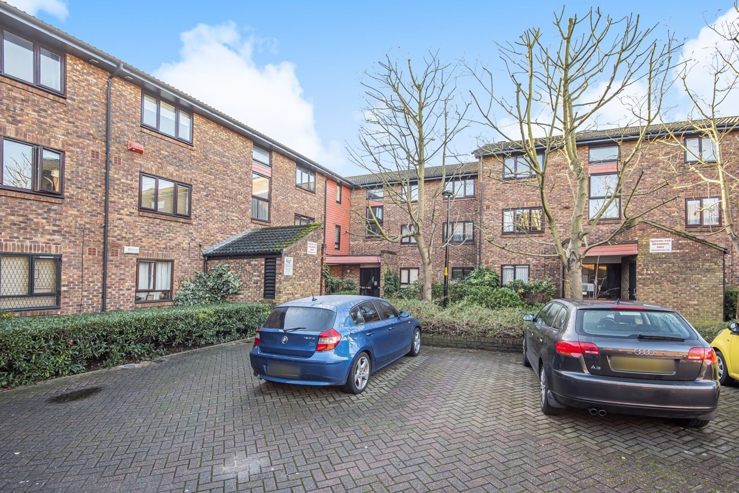 London 2 Bed Flat, Allendale Close, SE5 To Rent Now for £1,450.00 p/m