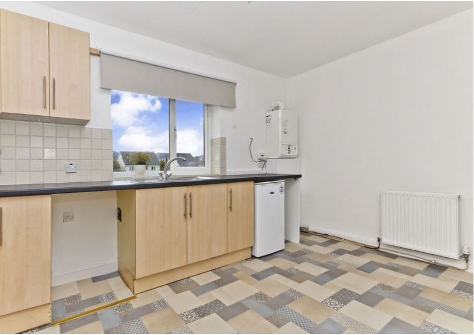 Innerleithen 3 Bed Flat, Miller Street, EH44 To Rent Now for £850.