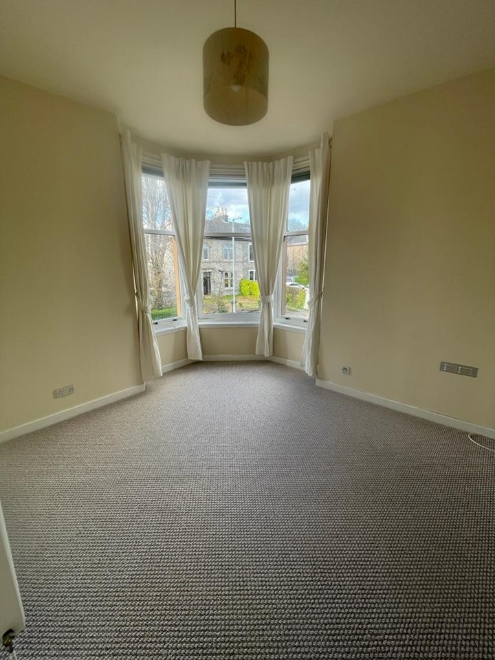 Barrhead, Glasgow 1 Bed Flat, Carlibar Road, G78 To Rent Now for £625.00 p/m