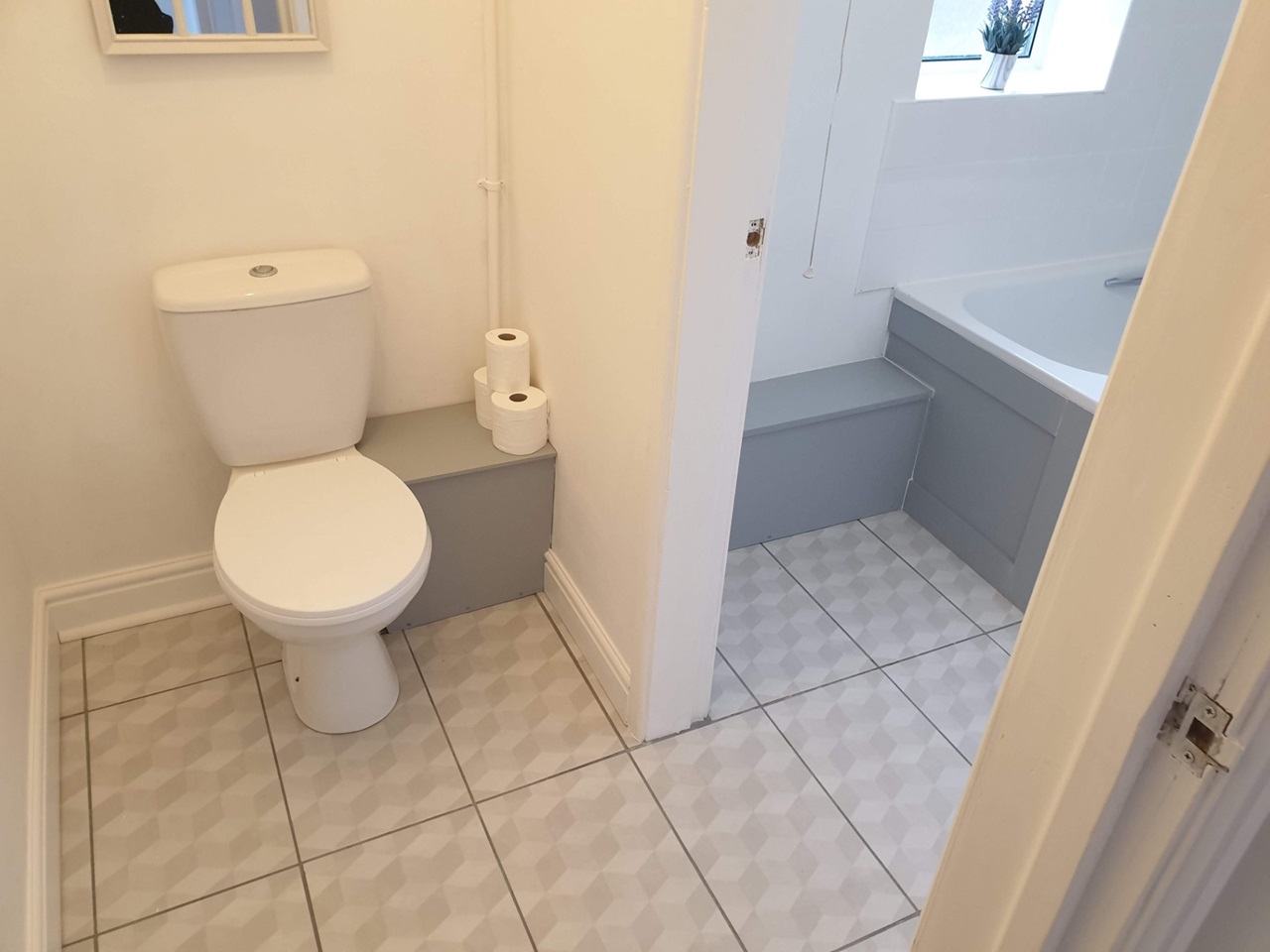 Chasetown, Burntwood 3 Bed SemiDetached House, New Street, WS7 To