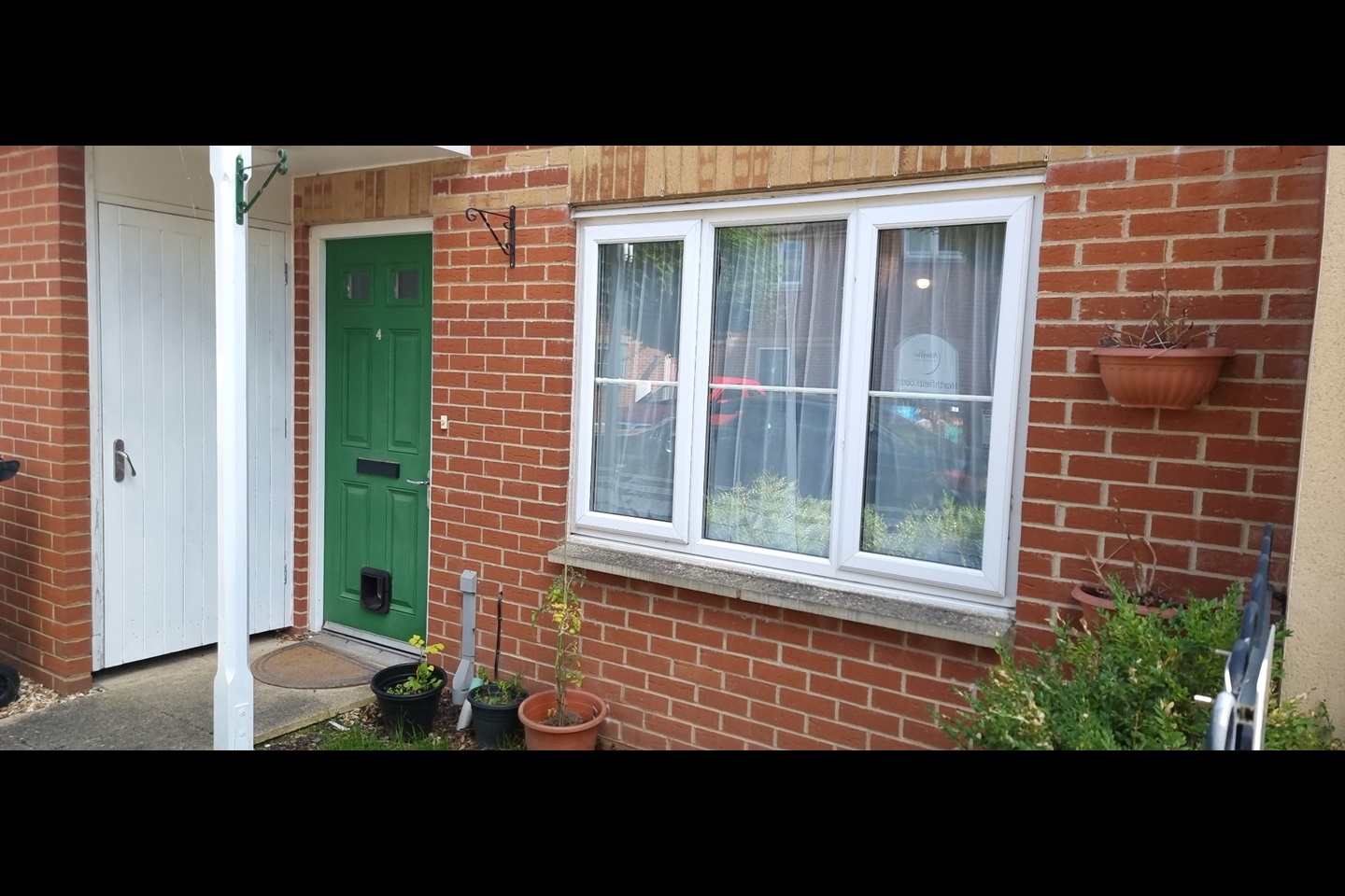 Taunton 2 Bed Flat, Pollards Way, TA1 To Rent Now for £1,100.00 p/m