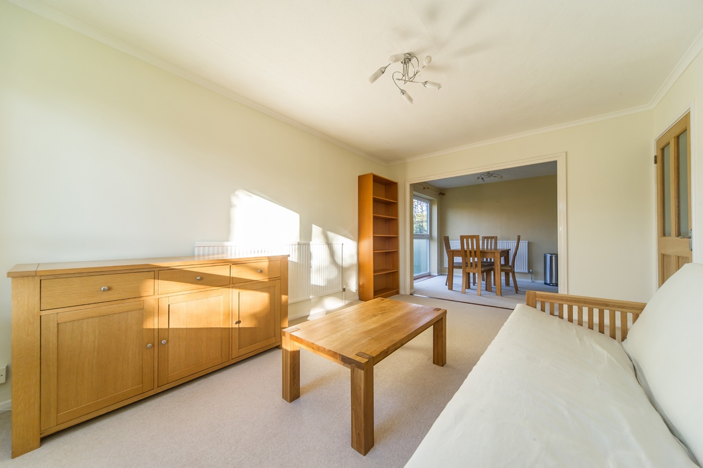 Tonbridge 2 Bed Flat, Mill Crescent, TN9 To Rent Now for £1,250.00 p/m