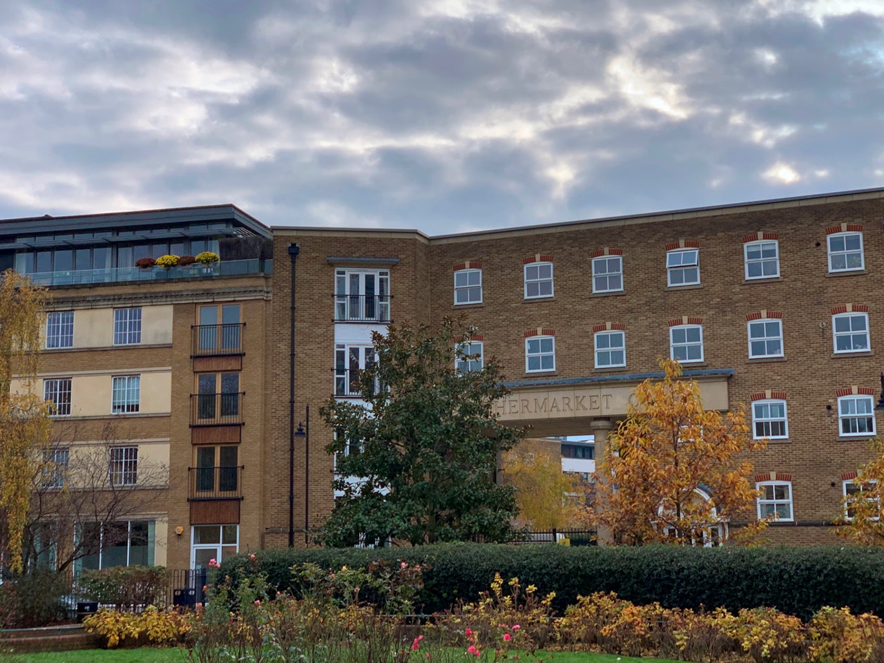 London 2 Bed Flat, Leathermarket Court, SE1 To Rent Now for £2,715.