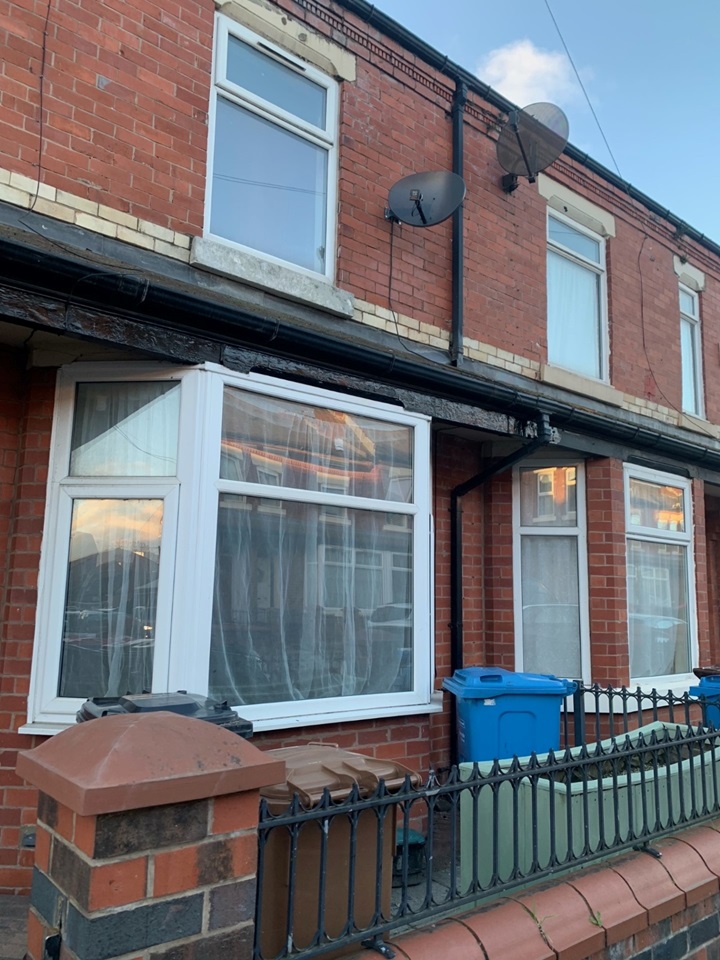 Salford 3 Bed Terraced House, Salford, M5 To Rent Now for £1,300.00 p/m