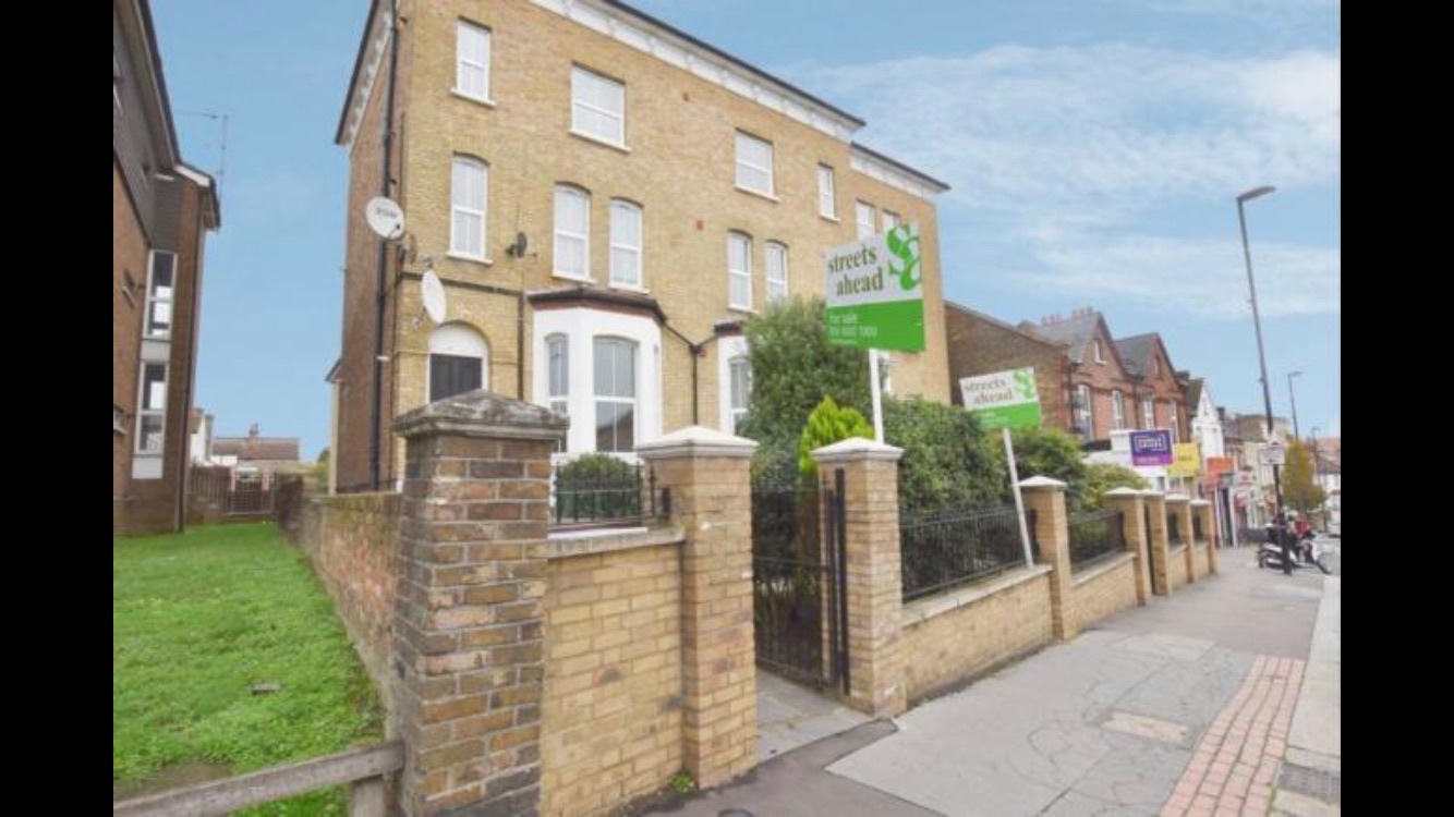 London 3 Bed Flat, Portland Road, SE25 To Rent Now for £1,400.00 p/m