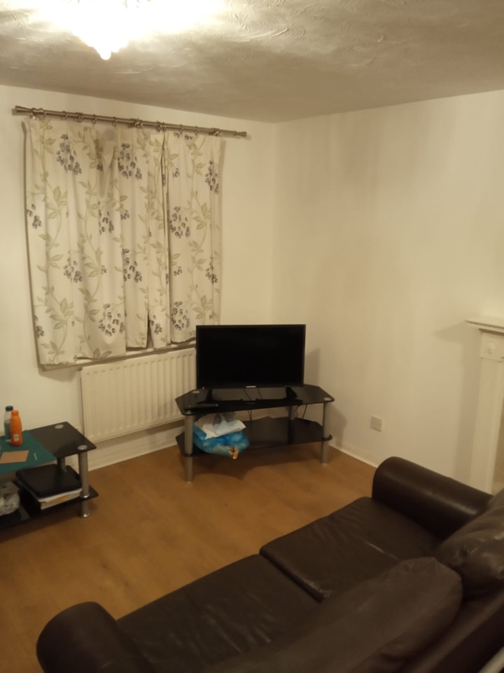 Great Cambourne, Cambridge Room in a Shared House, Jeavons Lane, CB23