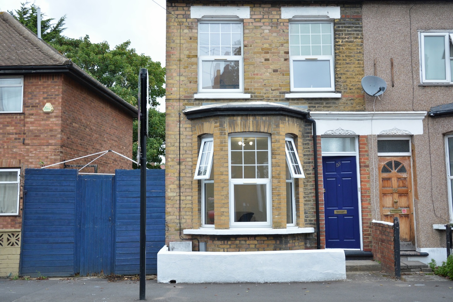 London 2 Bed End Terrace, Janson Road, E15 To Rent Now for £2,000.