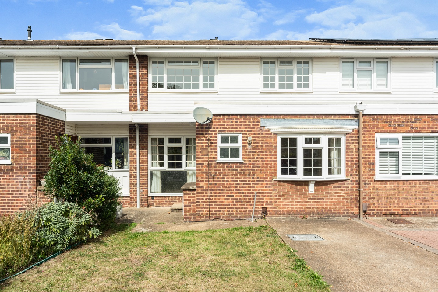 West Molesey 4 Bed Terraced House, Fleetside, KT8 To Rent Now for £
