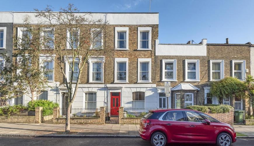 London 1 Bed Terraced House, Sussex Way, N7 To Rent Now for £1,230.