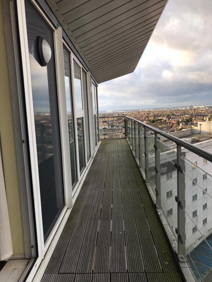 Feltham 2 Bed Flat, Hamlyn House, TW13 To Rent Now for £1,650.00 p/m