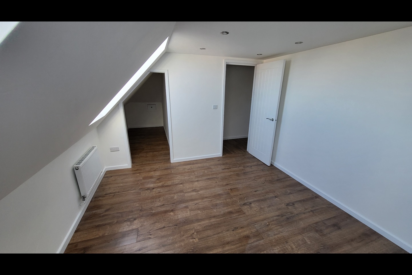 BexhillOnSea 2 Bed Flat, Dorset Road, TN40 To Rent Now for £995.