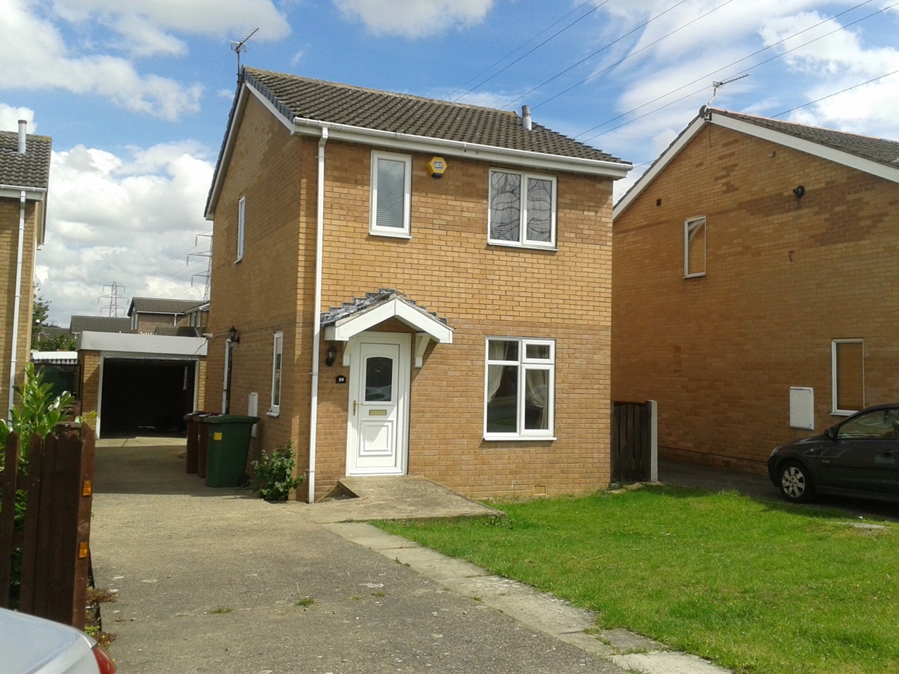 Wakefield 3 Bed Detached House, Rockwood Crescent, WF4 To Rent Now