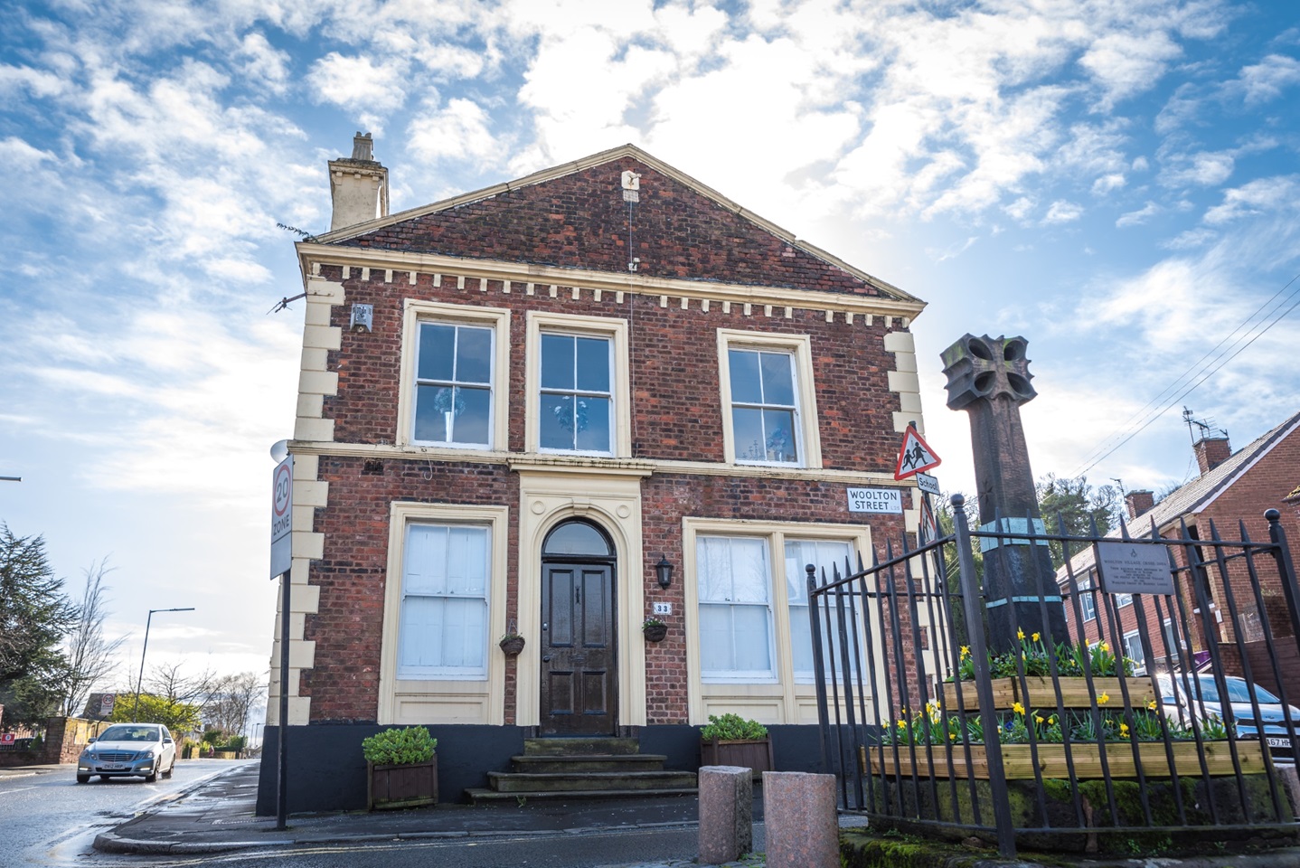 Liverpool 3 Bed SemiDetached House, Woolton Street, L25 To Rent