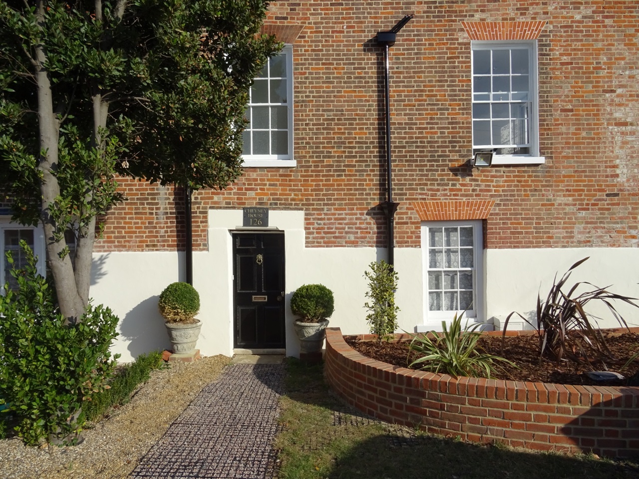 Sheerness 2 Bed Flat, Marine Parade, ME12 To Rent Now for £900.00 p/m