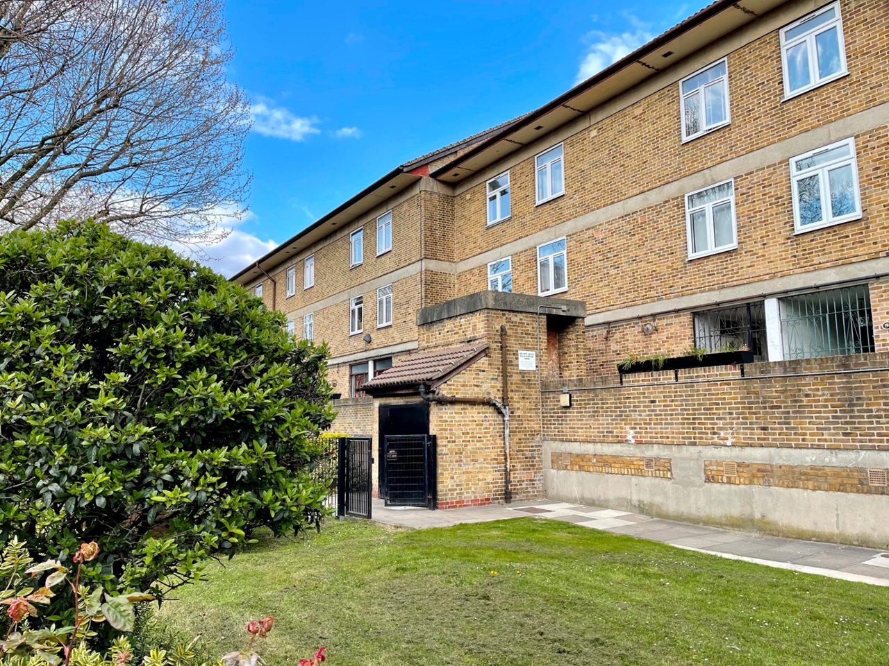 London 4 Bed Terraced House, Kingsland Road, E2 To Rent Now for £