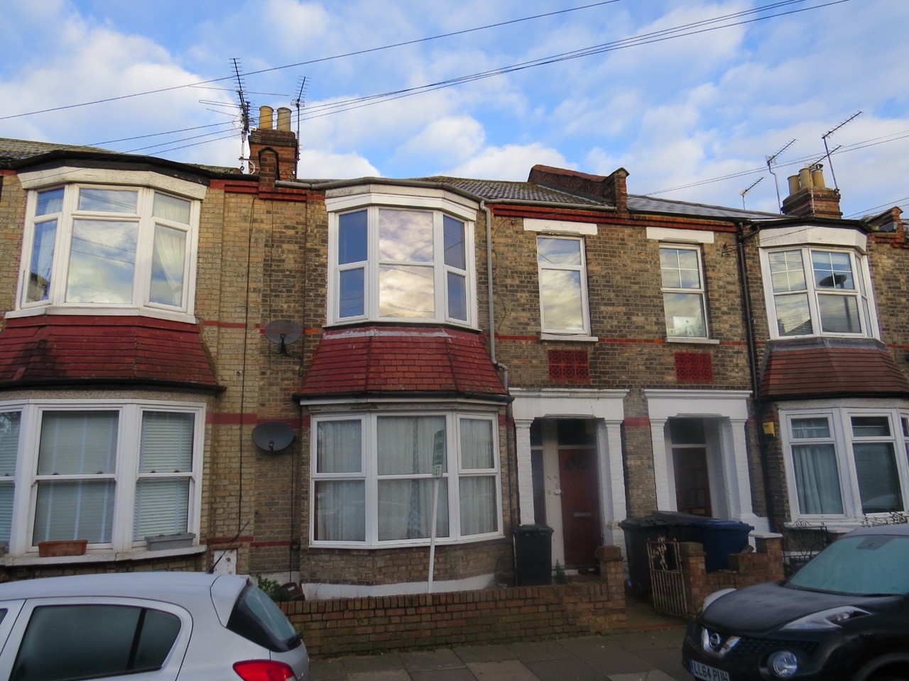 London 3 Bed Flat, Kitchener Road, N2 To Rent Now for £1,480.00 p/m