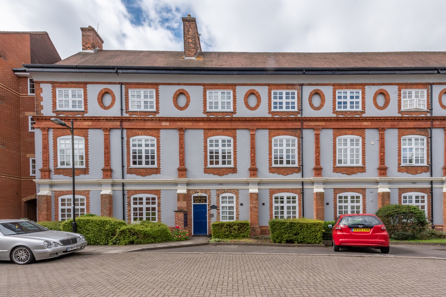 Cowley, Oxford 2 Bed Flat, Crescent, OX4 To Rent Now for £