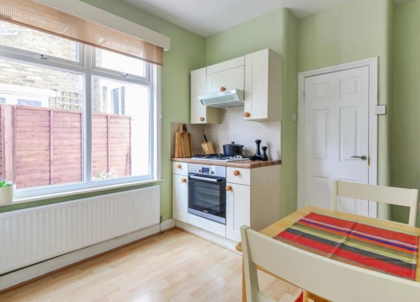 London 1 Bed Aylesbury Road, SE17 To Rent Now for £