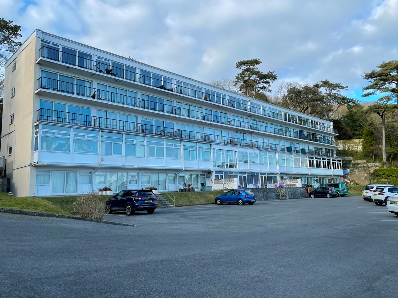 Caswell Bay, Swansea 1 Bed Flat, Redcliffe Apartments, SA3 To Rent