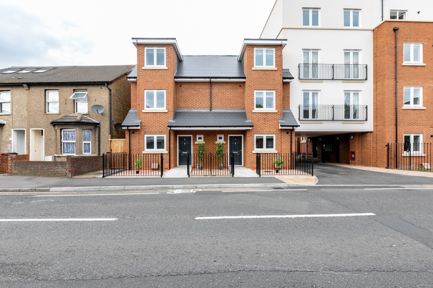 Slough 4 Bed SemiDetached House, Chalvey Road East, SL1 To Rent