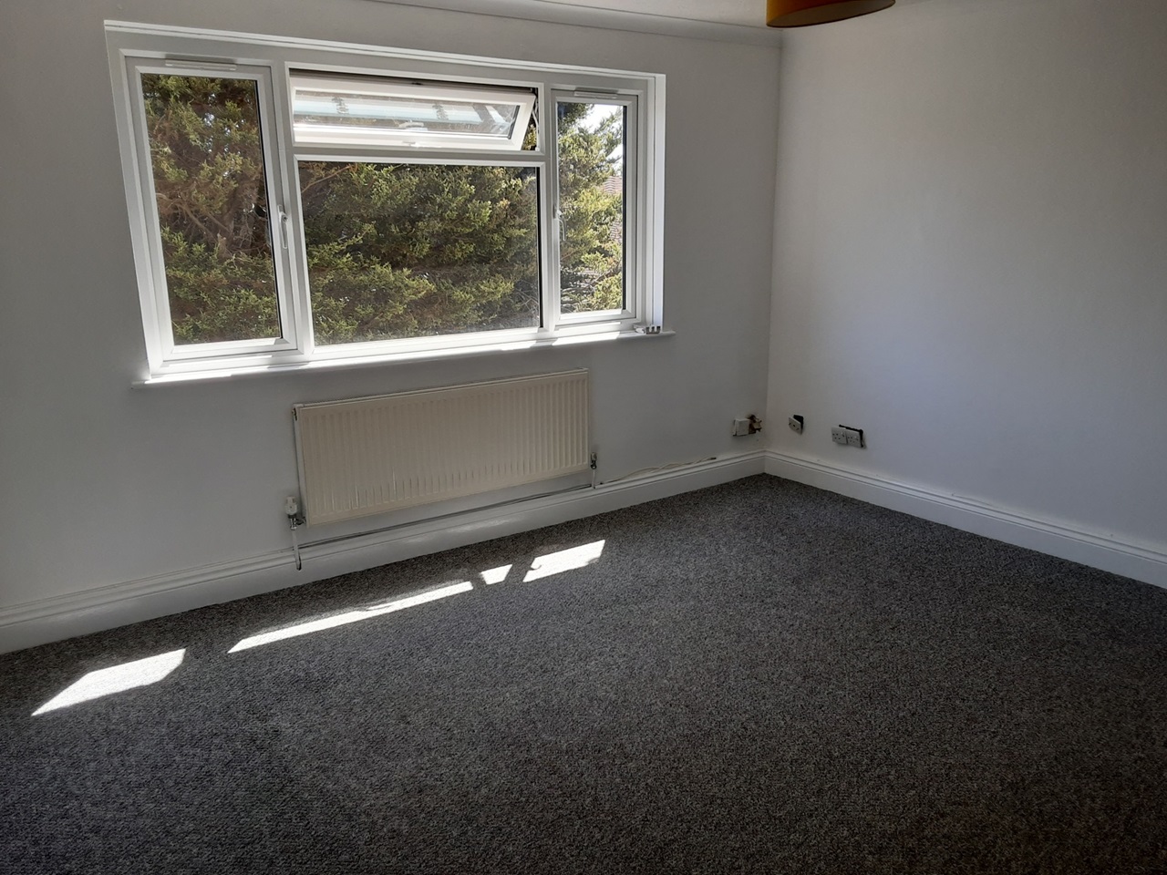 Sompting, Lancing 2 Bed Flat, Cokeham Road, BN15 To Rent Now for £