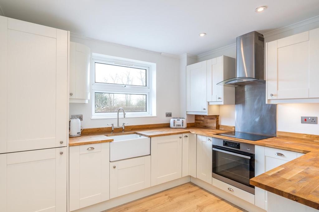 Welwyn Garden City 2 Bed Flat, Welwyn Garden City, AL7 To Rent Now for £1,400.00 p/m