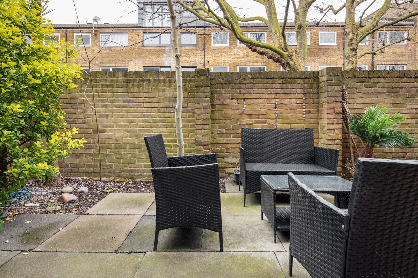 London 1 Bed Flat, Nantes Close, SW18 To Rent Now for £1,695.00 p/m