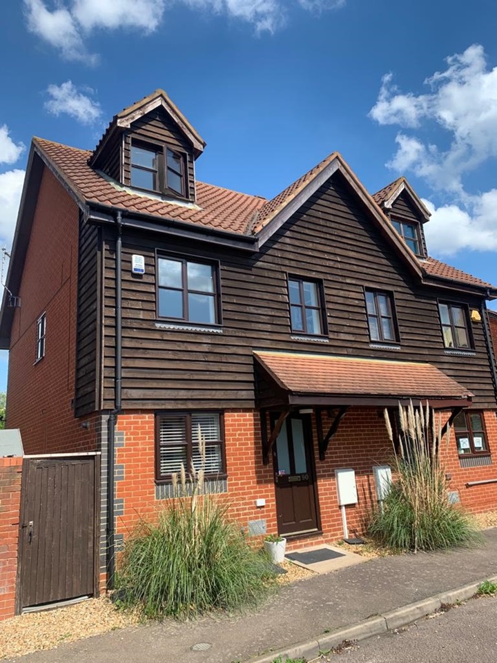 Middleton, Milton Keynes 3 Bed SemiDetached House, Deacon Place