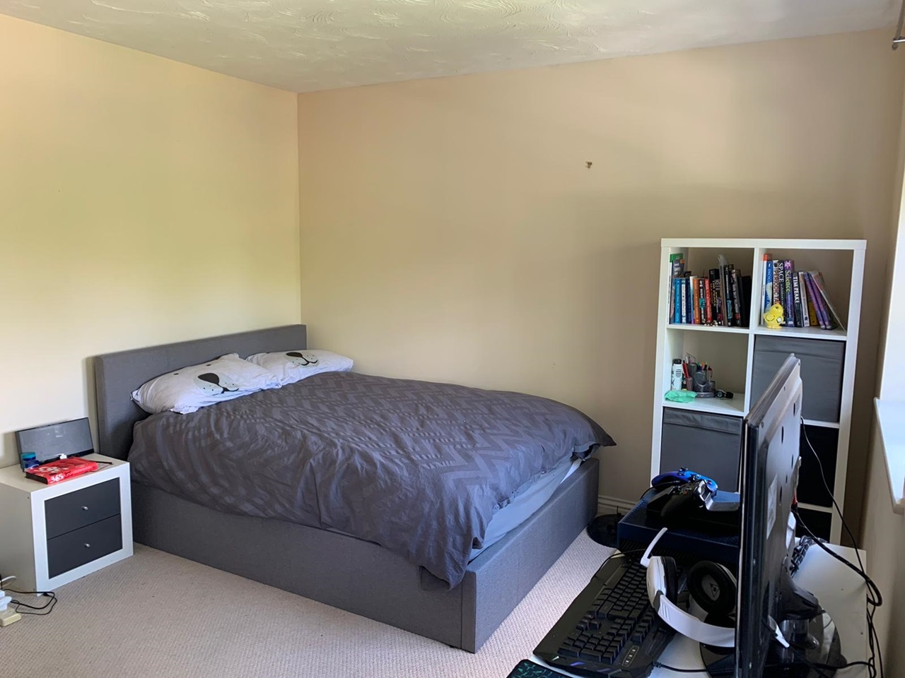 Middleton, Milton Keynes 3 Bed SemiDetached House, Deacon Place