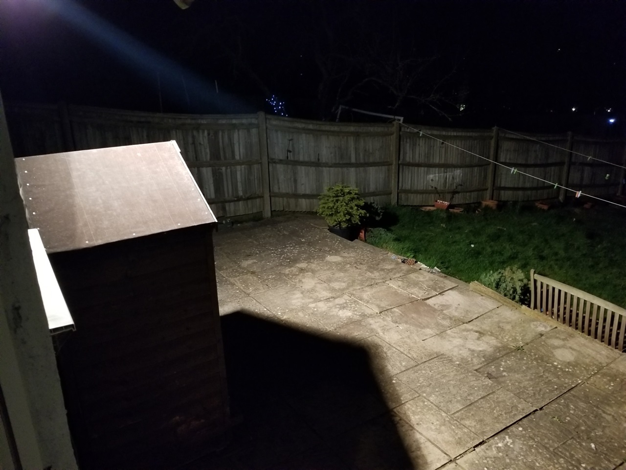 High Studio Flat, Hatters Lane, HP13 To Rent Now for £1,000