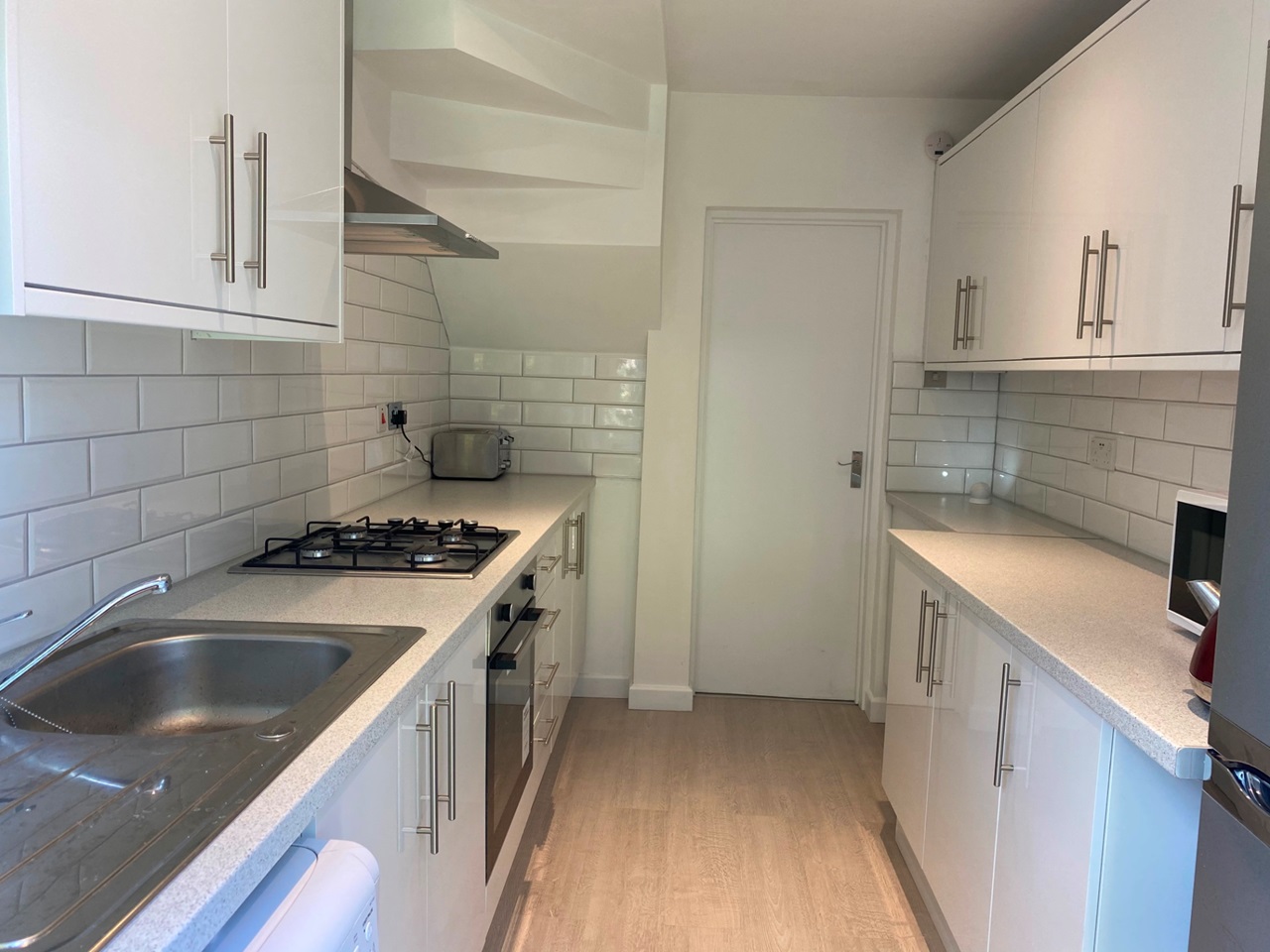 Maidenhead 3 Bed Terraced House, Longleat Gardens, SL6 To Rent Now